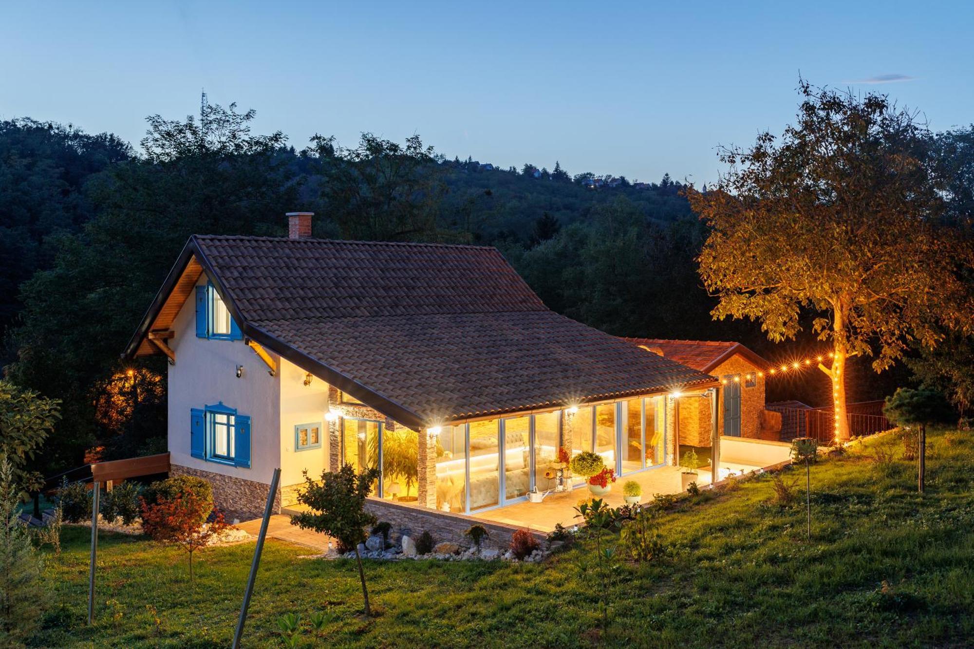 Feszek Villa Zalaegerszeg Buitenkant foto